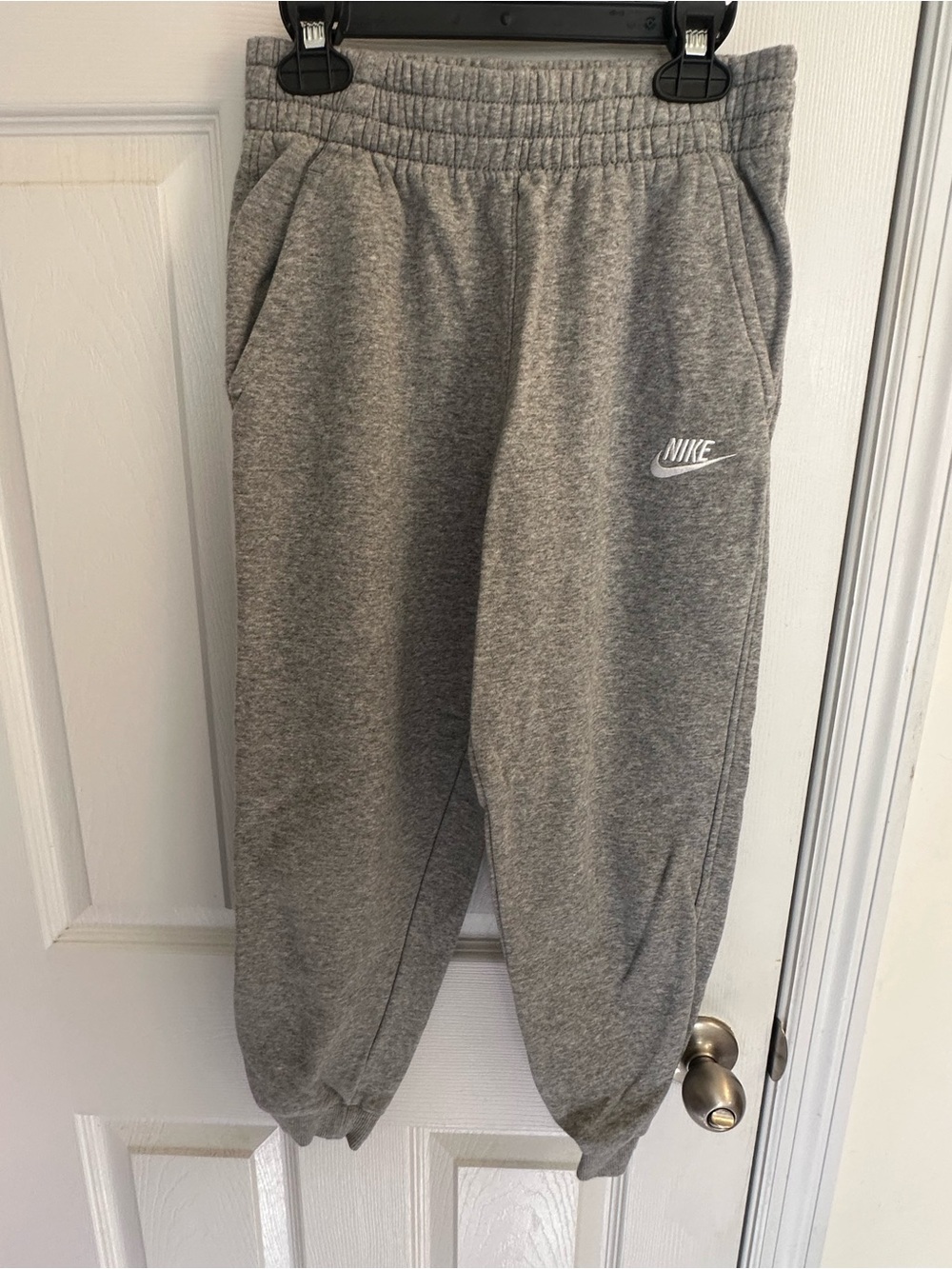 Nike Kids Youth Size Medium Nike Joggers Gray